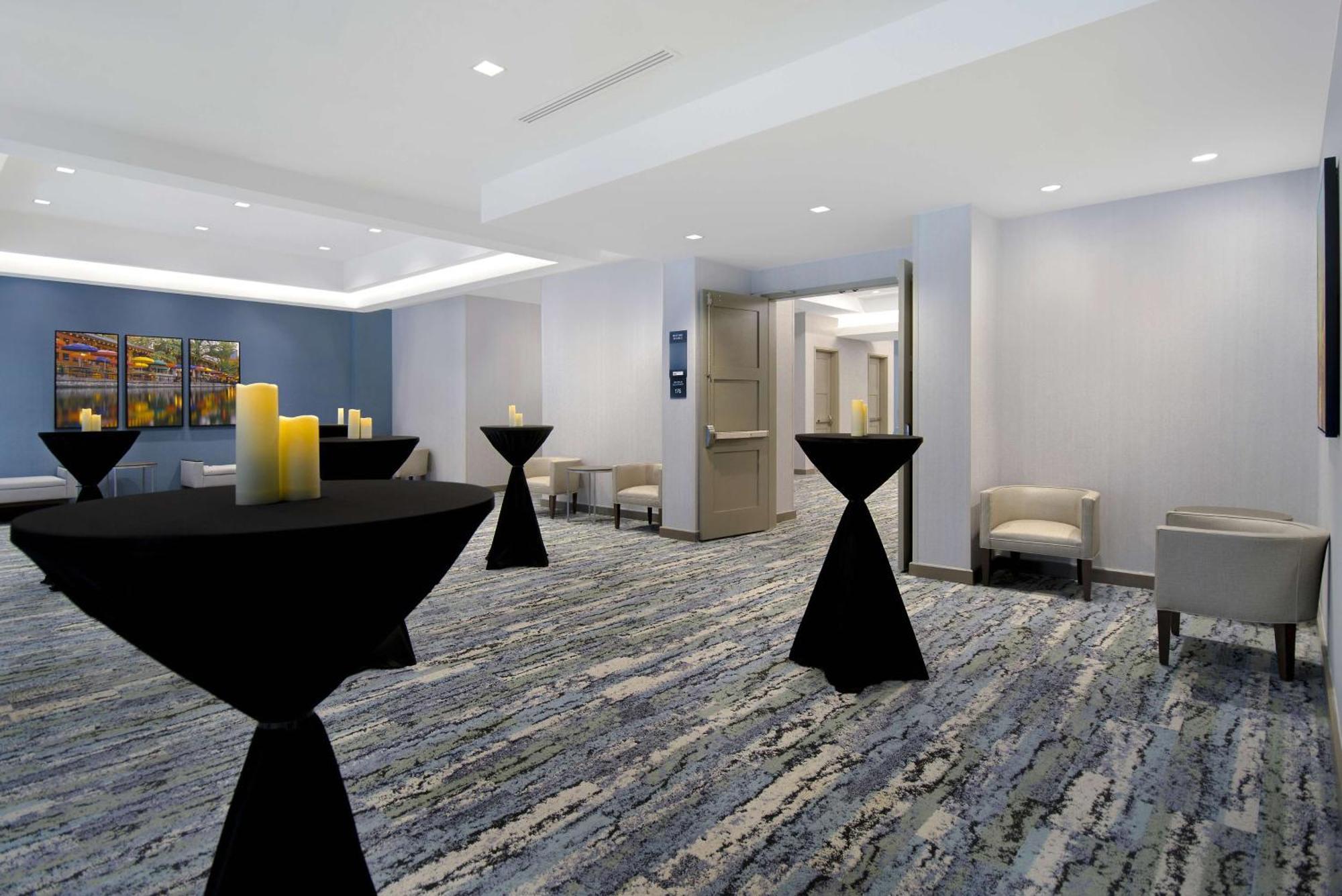 Hampton Inn & Suites San Antonio Riverwalk Zewnętrze zdjęcie
