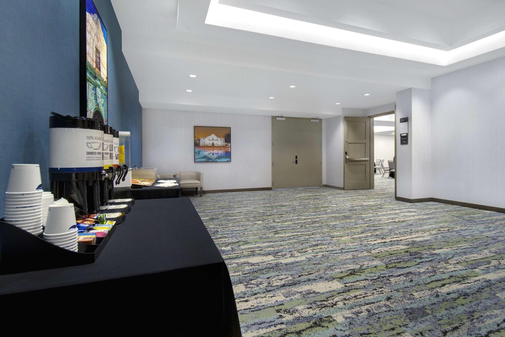 Hampton Inn & Suites San Antonio Riverwalk Zewnętrze zdjęcie